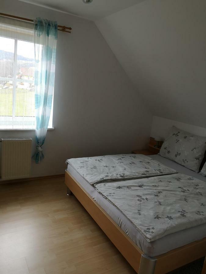 Eibenberger Apartment Щубенберг Екстериор снимка