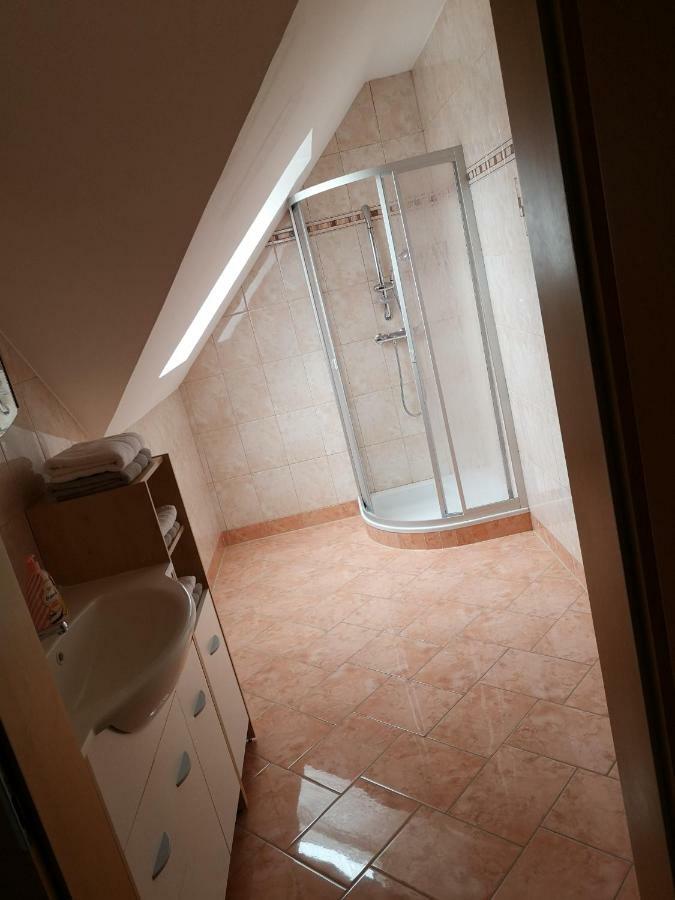 Eibenberger Apartment Щубенберг Екстериор снимка